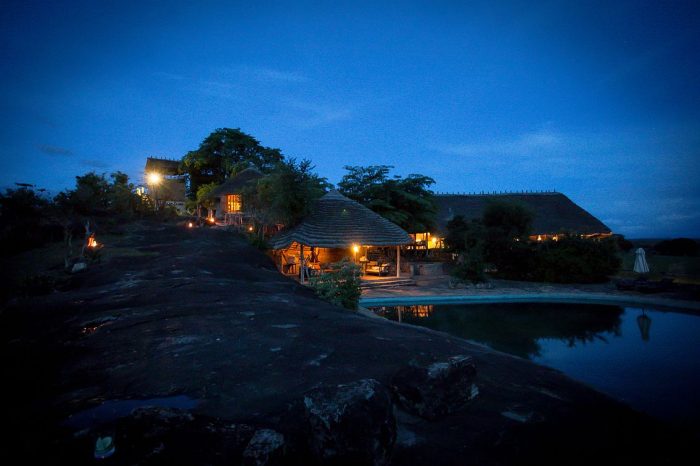 Cedarberg Travel | Apoka Safari Lodge