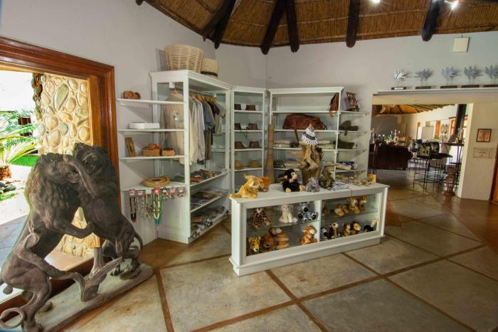 Cedarberg Travel | Amakhosi Safari Lodge