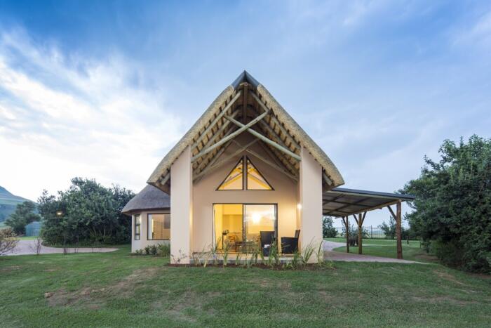 Cedarberg Travel | Montusi Mountain Lodge