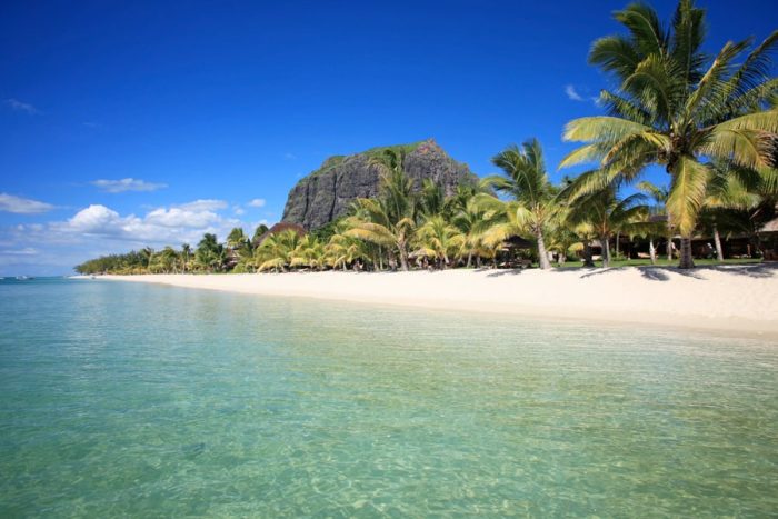 Cedarberg Travel | LUX Le Morne Hotel