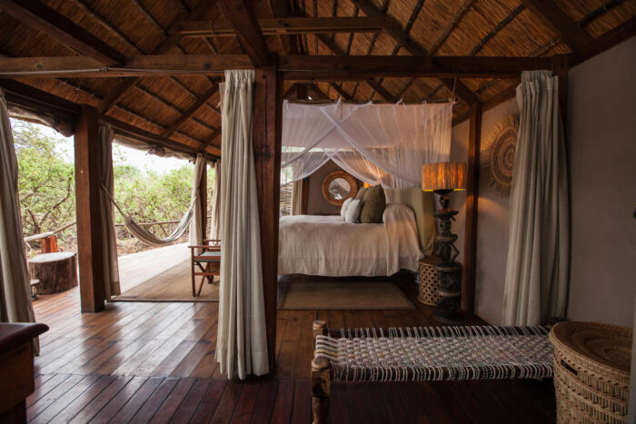 Cedarberg Travel | Sindabezi Island Lodge