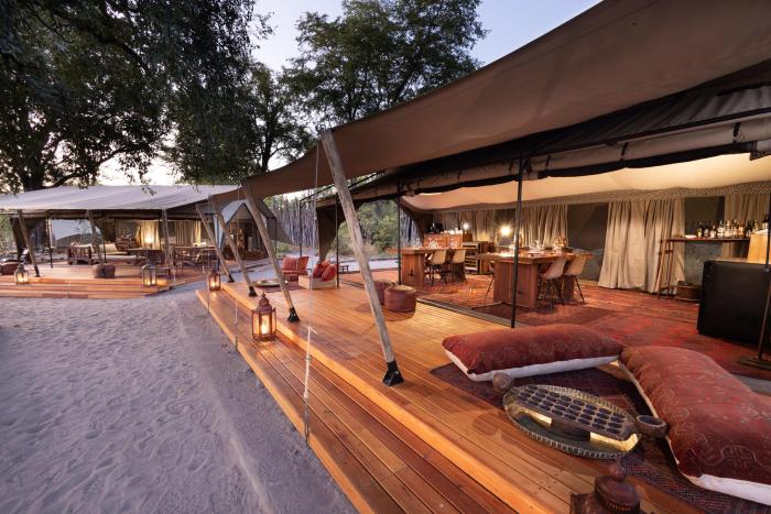 Cedarberg Travel | Selinda Explorers Camp