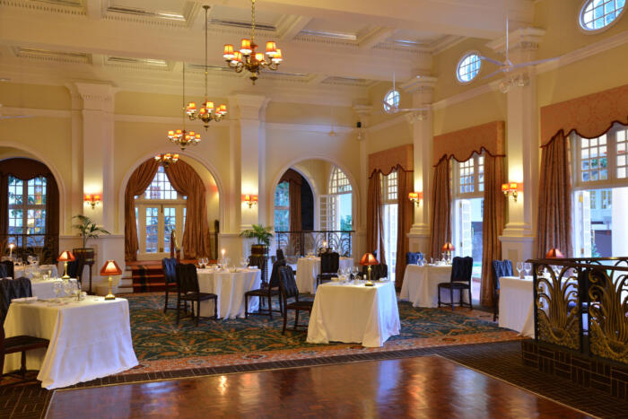 Cedarberg Travel | Victoria Falls Hotel