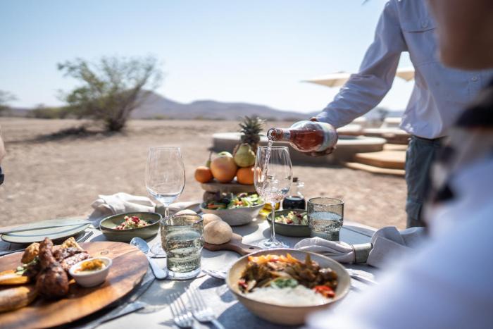 Cedarberg Travel | Wilderness Desert Rhino Camp