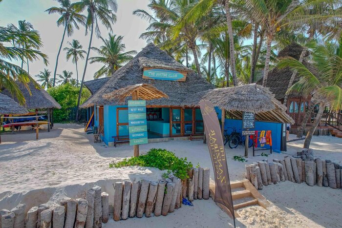 Cedarberg Travel | Breezes Beach Club & Spa