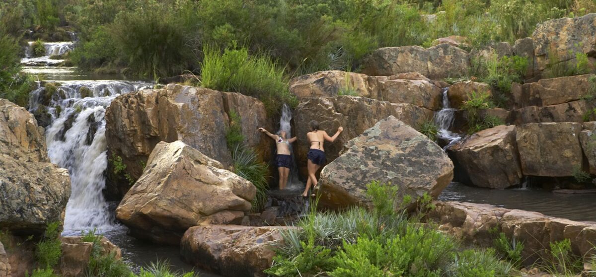 Cederberg-maalgat-rock-pools-1920