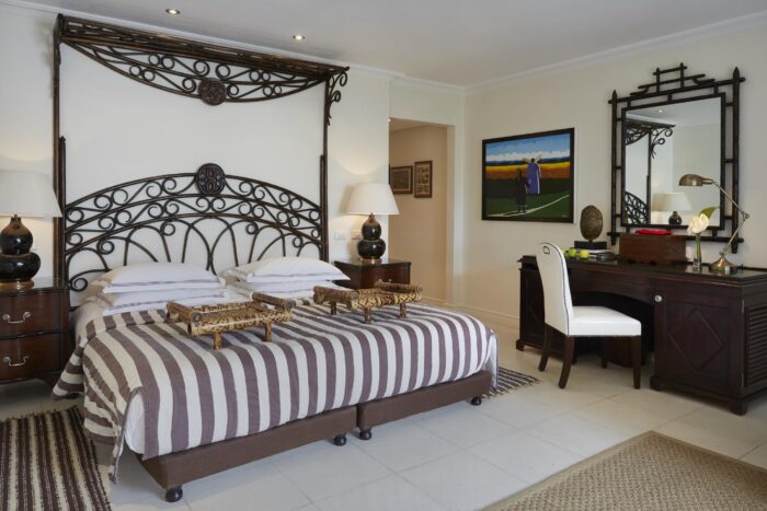 Cedarberg Travel | Oyster Box Hotel