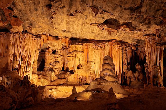 Little-Karoo-Cango-caves-Limestone-BS-700