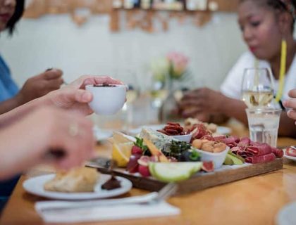 foodie walking tour - bites & sites