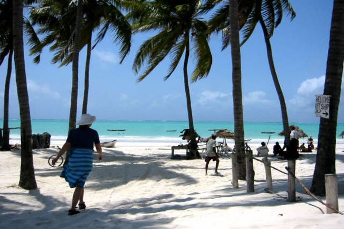 Cedarberg-Africa-Zanzibar-East-Coast-700