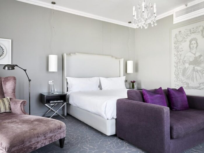 Cedarberg Travel | Queen Victoria Hotel