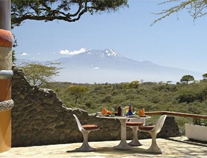 Tanzania-Hatari-private-dining