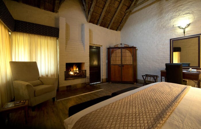 Cedarberg Travel | Entabeni Lakeside Lodge