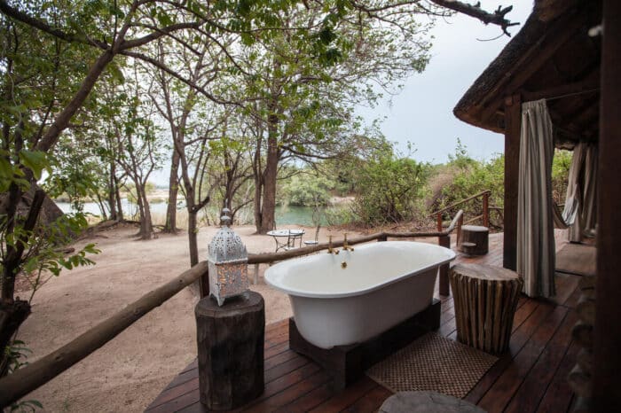 Cedarberg Travel | Sindabezi Island Lodge