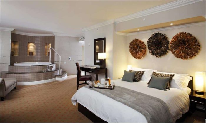 Cedarberg Travel | Sun City Cascades Hotel