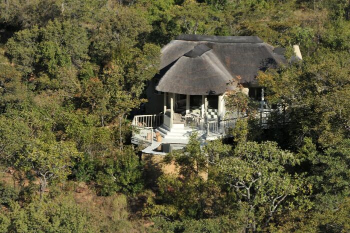 Cedarberg Travel | Clifftop Exclusive Safari Hideaway