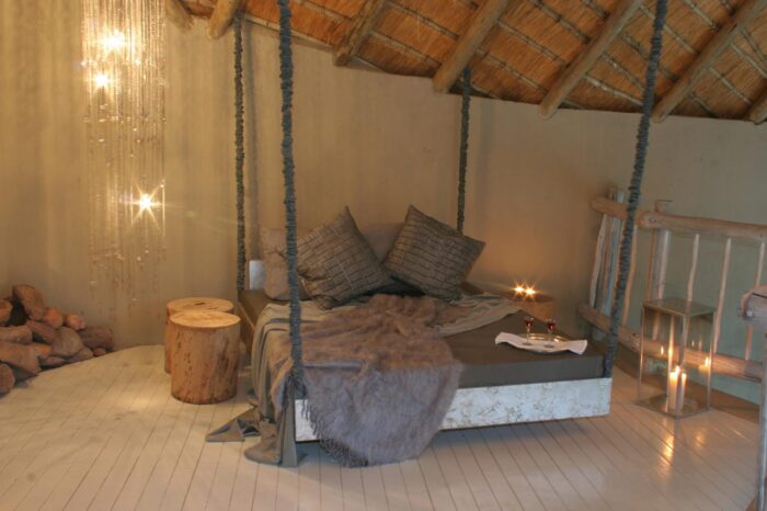 Cedarberg Travel | Clifftop Exclusive Safari Hideaway