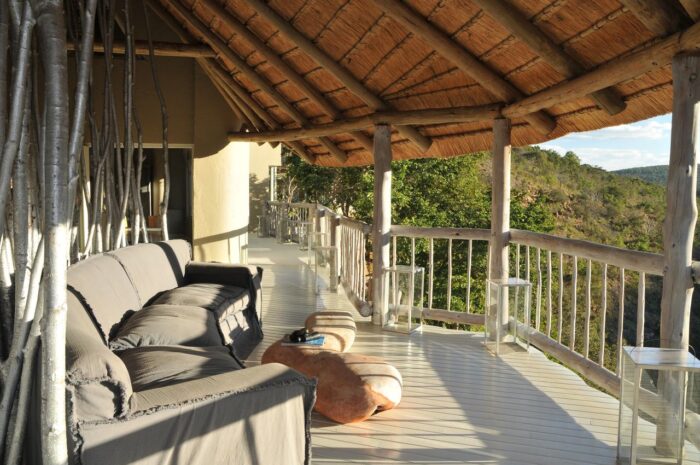 Cedarberg Travel | Clifftop Exclusive Safari Hideaway