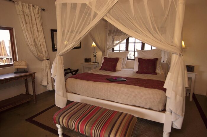 Cedarberg Travel | Kambaku Safari Lodge