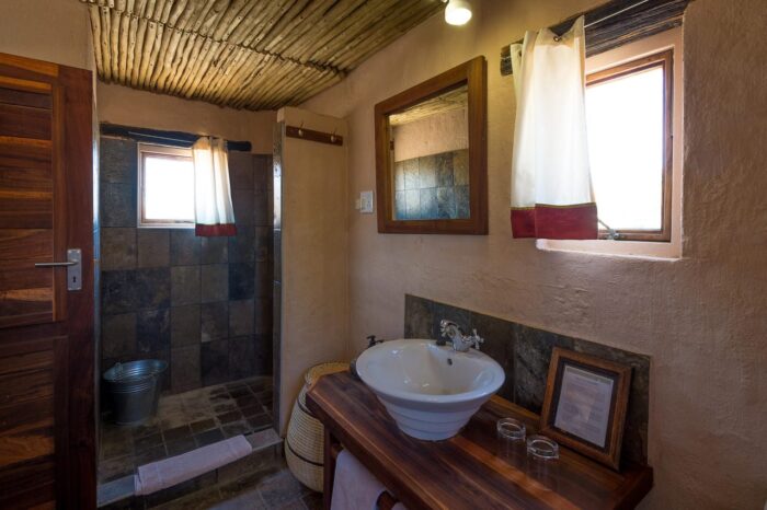 Cedarberg Travel | Kulala Desert Lodge