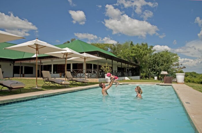 Cedarberg Travel | Chichele Presidential Lodge