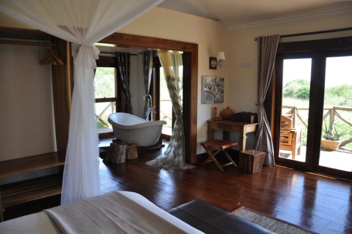 Cedarberg Travel | Lake Manyara Escarpment Luxury Lodge