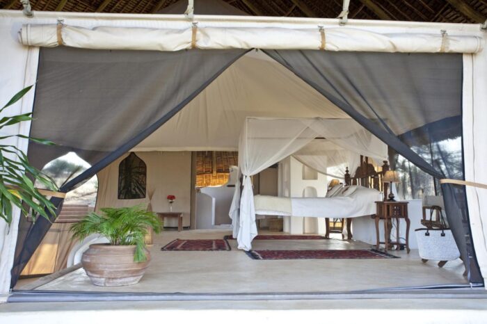 Cedarberg Travel | Sasaab Lodge