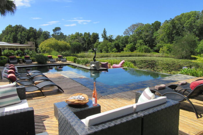 Cedarberg Travel | Lily Pond Country Lodge