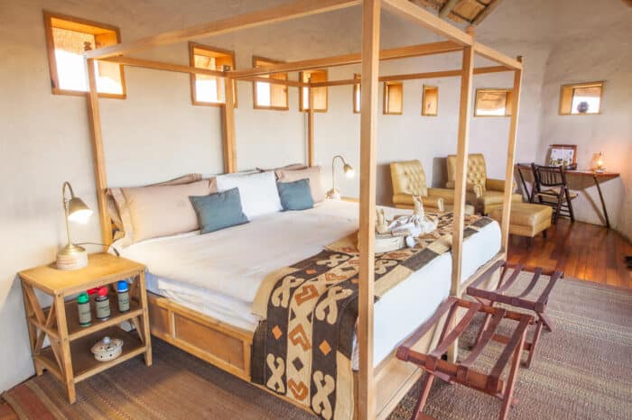 Cedarberg Travel | Kwando Tau Pan Camp