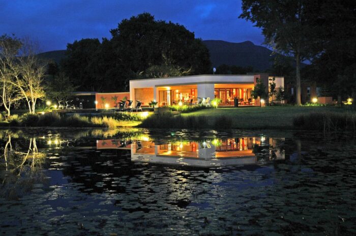 Cedarberg Travel | Lily Pond Country Lodge