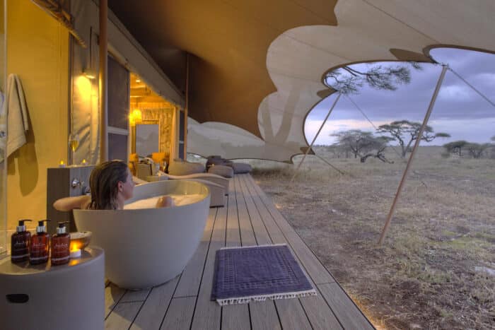 Cedarberg Travel | Namiri Plains Camp