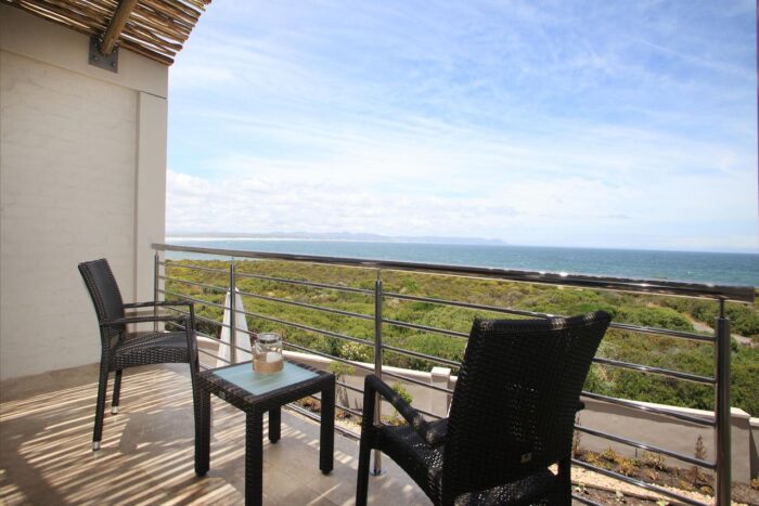 Cedarberg Travel | Abalone Guest Lodge