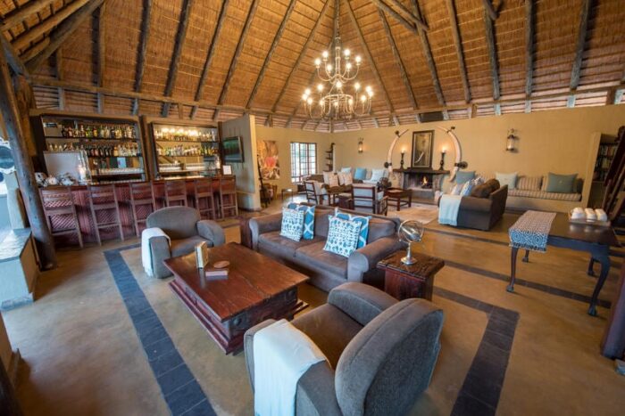 Cedarberg Travel | Kambaku Safari Lodge