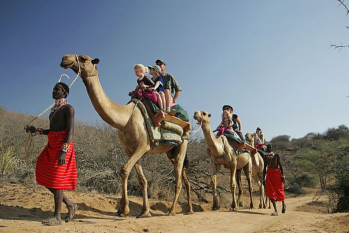 Kenya Family safaris - on safari