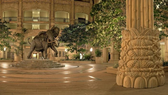 Cedarberg Travel | The Palace at the Lost City