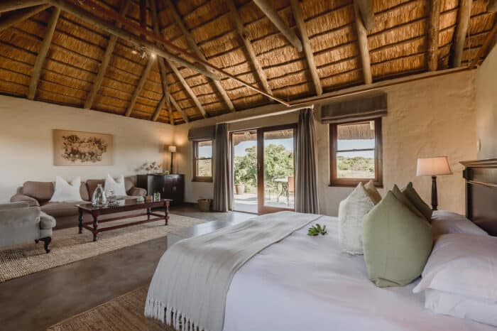 Cedarberg Travel | Amakhala Hlosi Lodge