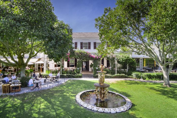 Cedarberg_Africa_Vineyard_Hotel_terrace_&_garden