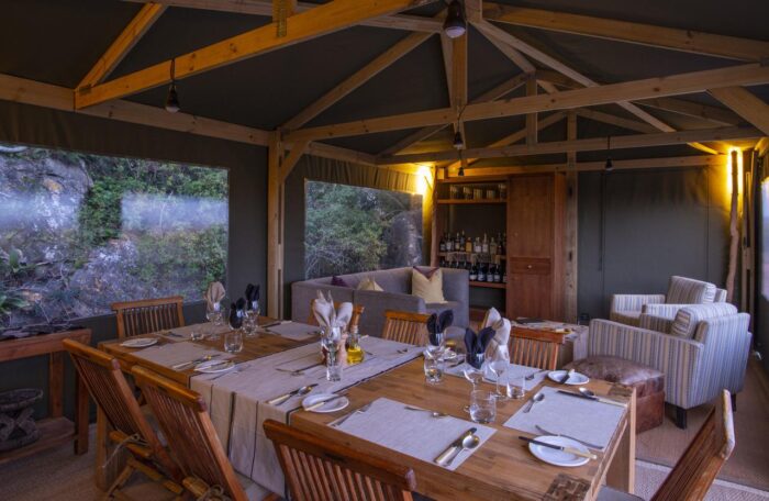 Cedarberg Travel | Shamwari Explorer Camp