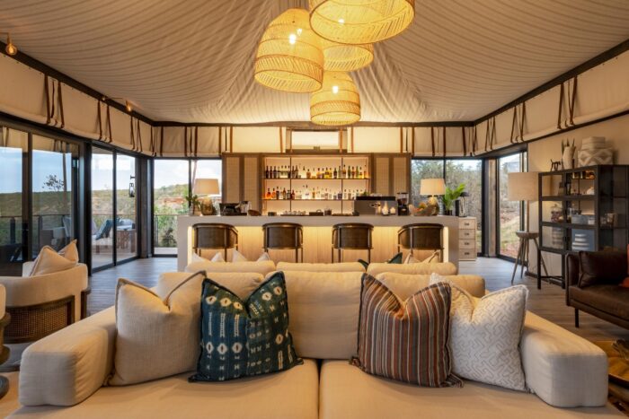 Cedarberg Travel | Sindile at Shamwari Private Game Reserve