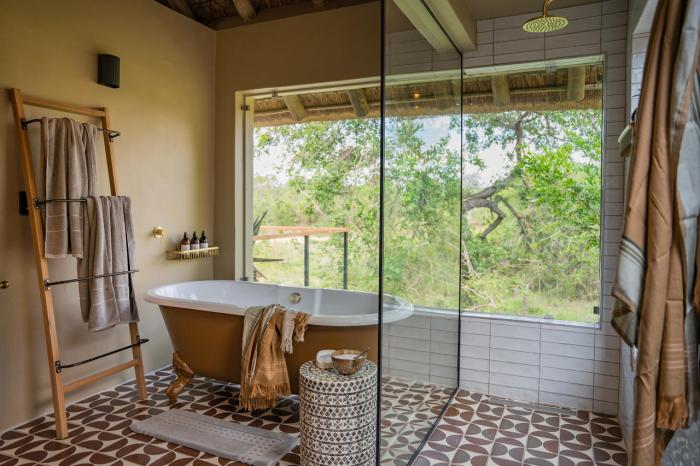 Cedarberg Travel | Thornybush Game Lodge