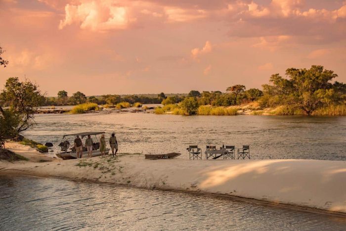 Cedarberg Travel | Family Safari in Botswana & Zimbabwe
